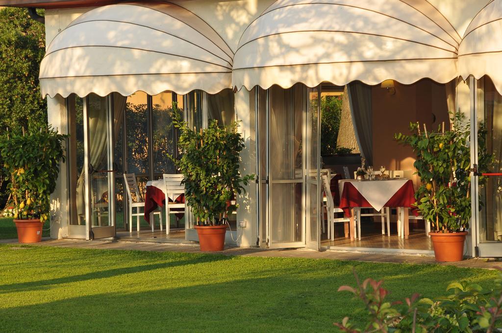 La Quiete Park Hotel Manerba del Garda Luaran gambar
