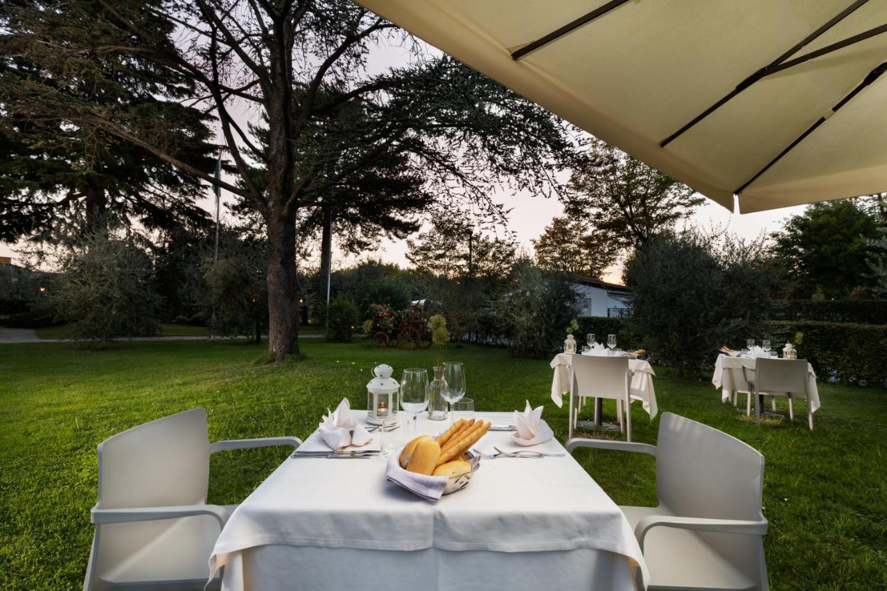 La Quiete Park Hotel Manerba del Garda Luaran gambar