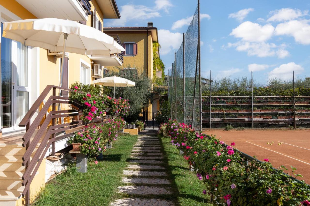 La Quiete Park Hotel Manerba del Garda Luaran gambar
