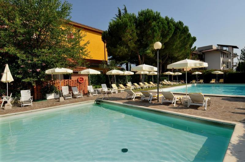 La Quiete Park Hotel Manerba del Garda Luaran gambar