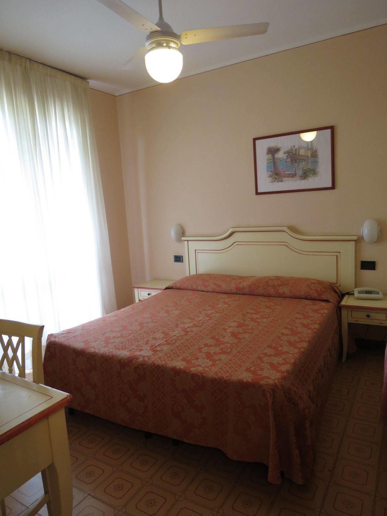 La Quiete Park Hotel Manerba del Garda Luaran gambar