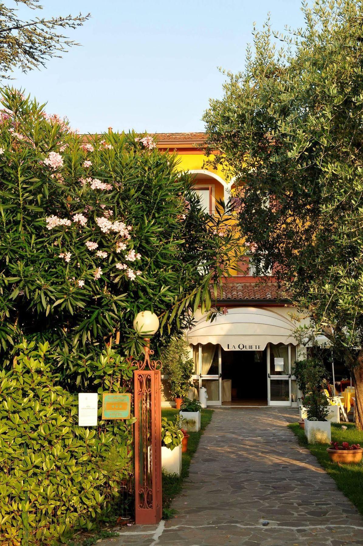 La Quiete Park Hotel Manerba del Garda Luaran gambar