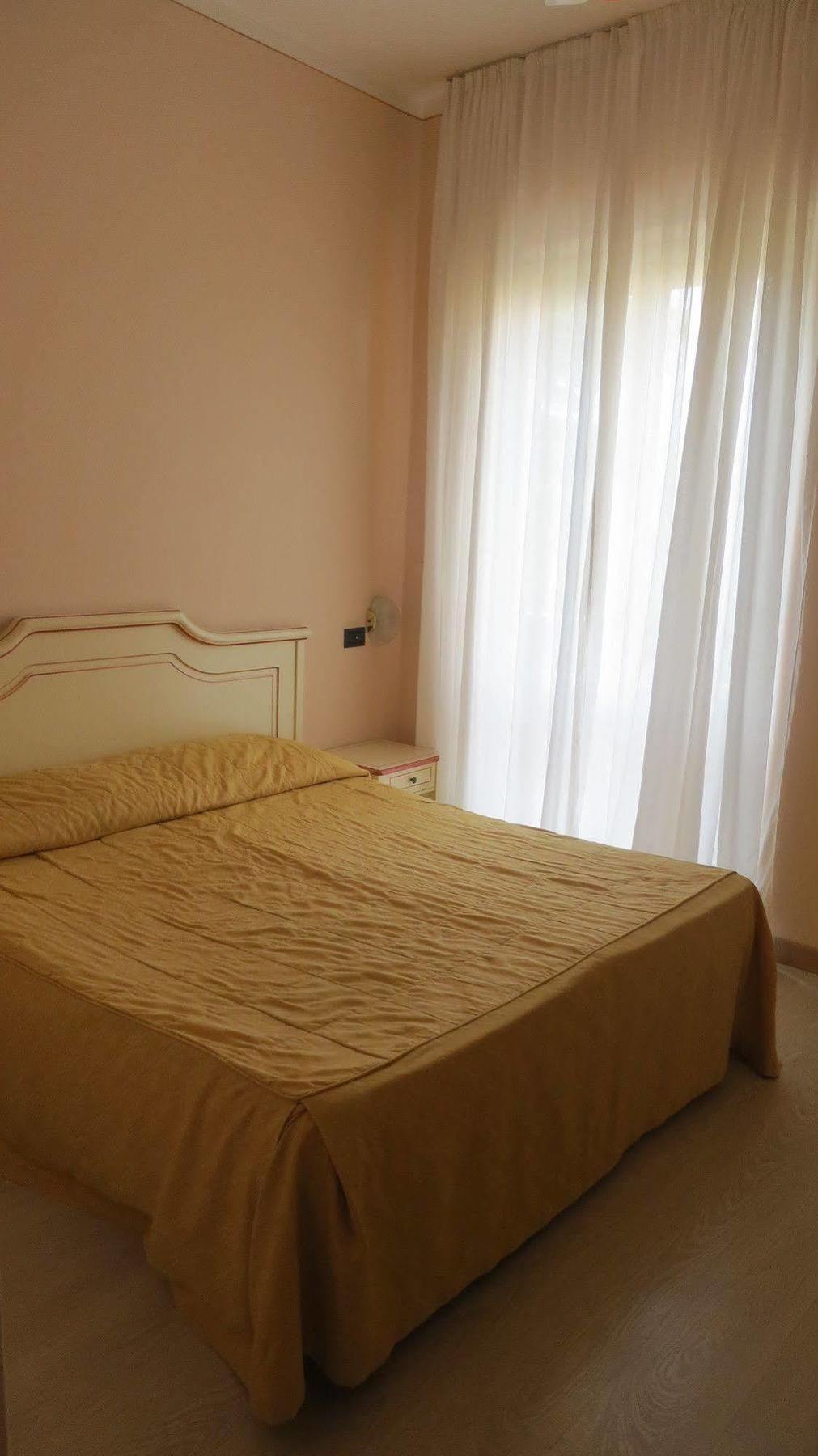 La Quiete Park Hotel Manerba del Garda Luaran gambar